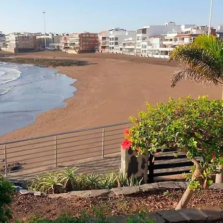 La Nina 10 Playa De Salinetas - Telde
